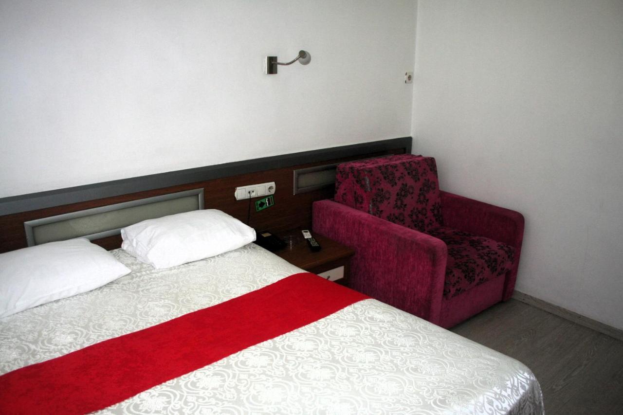Yeni Kosk Esra Hotel คอนยา ภายนอก รูปภาพ